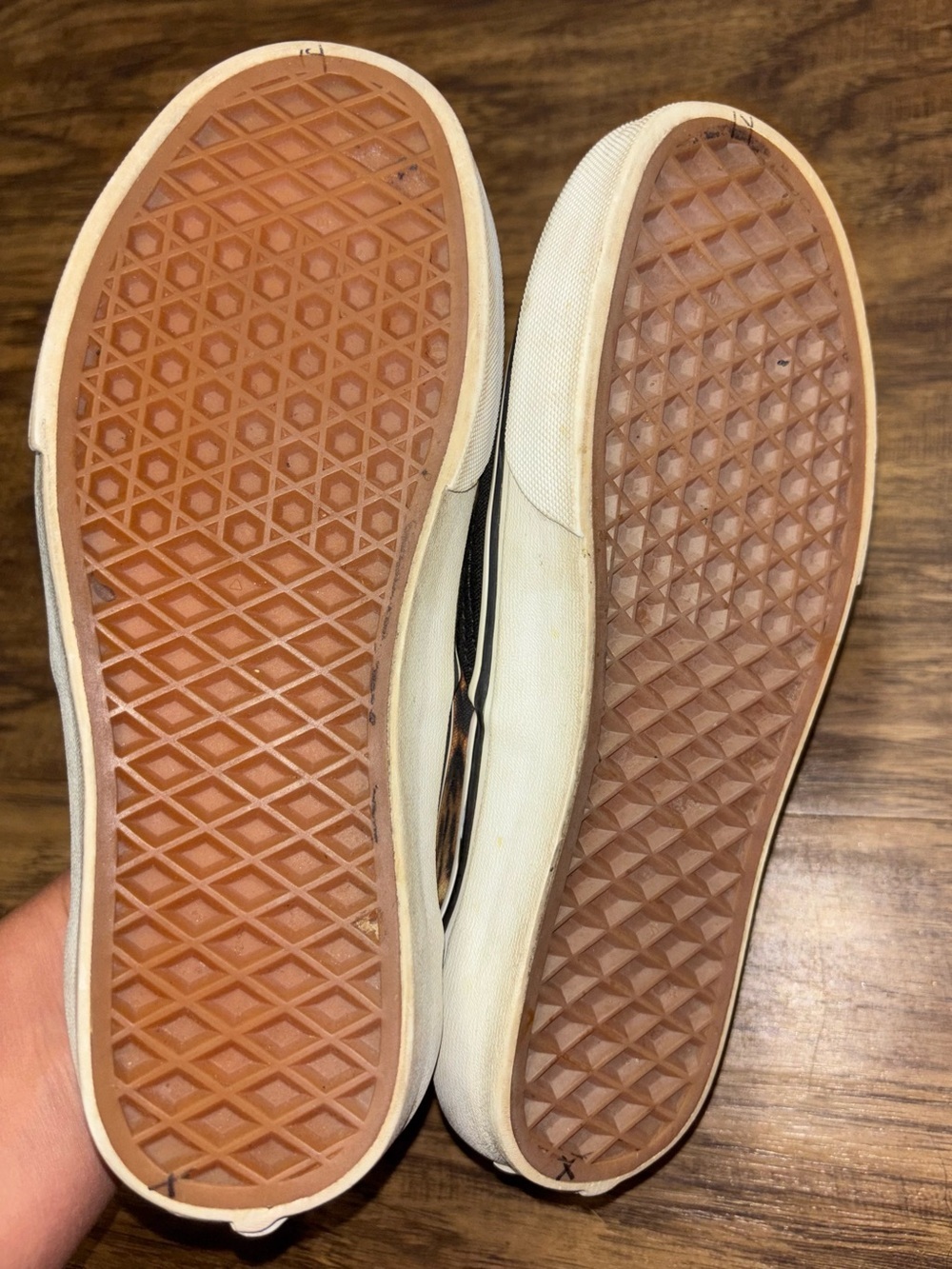 Vans Sneakers Cheetah Print Size 5.5 Women/4 Men - Picture 8 of 8